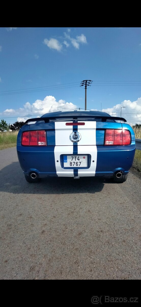 Ford Mustang 4.6 V8 - 2