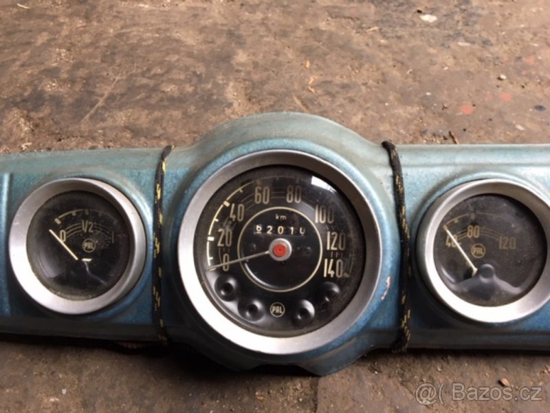 Přístrojová deska Škoda 1201 Sedan - 2