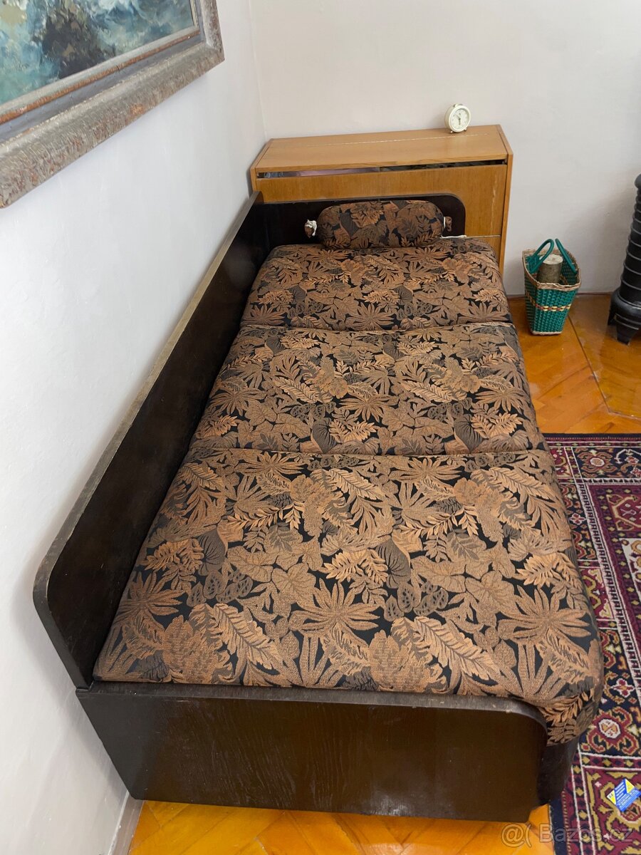 starožitný gauč - 2