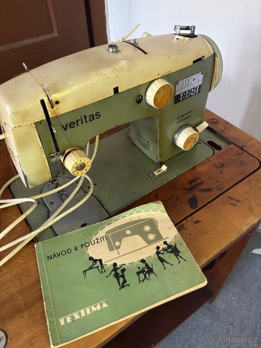 Šicí stroj - 2