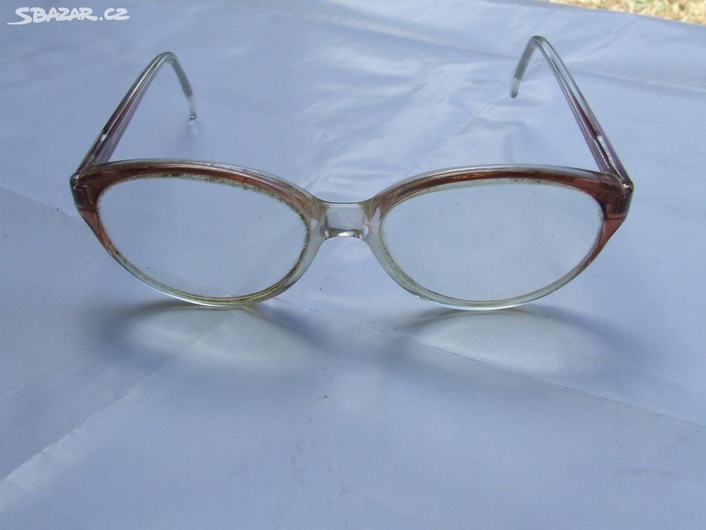 Brýle RETRO + retro bižuterie - 2