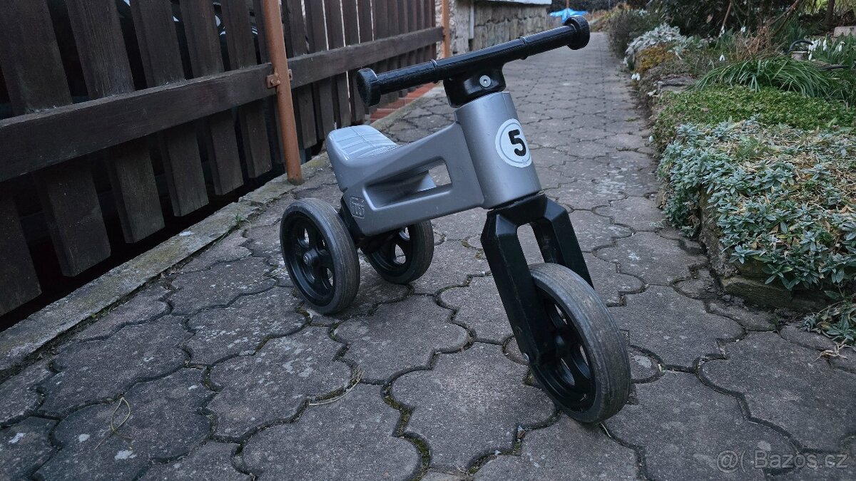 TOP ODRÁŽEDLO FUNNY WHEELS RIDER - 2