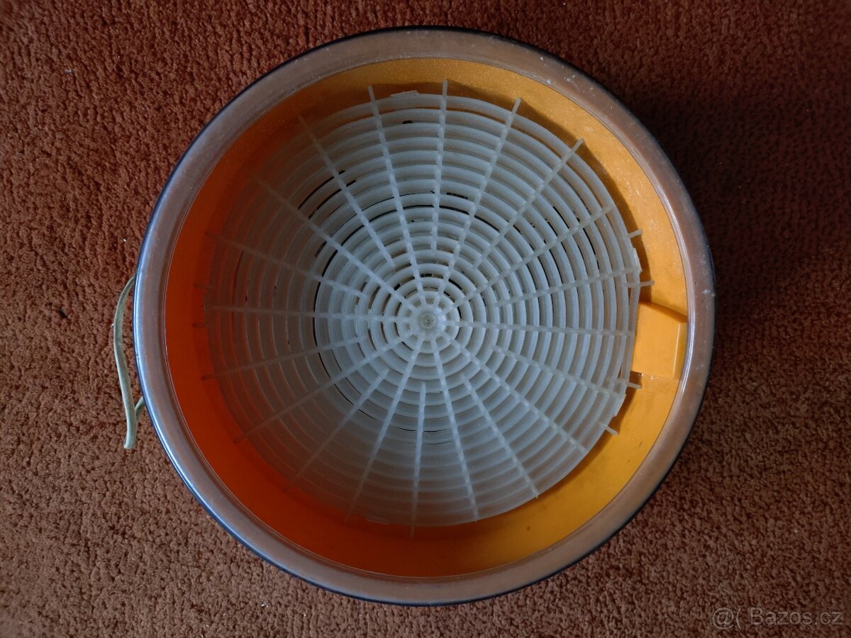 Stará Kadeřnická helma Rowenta - 2