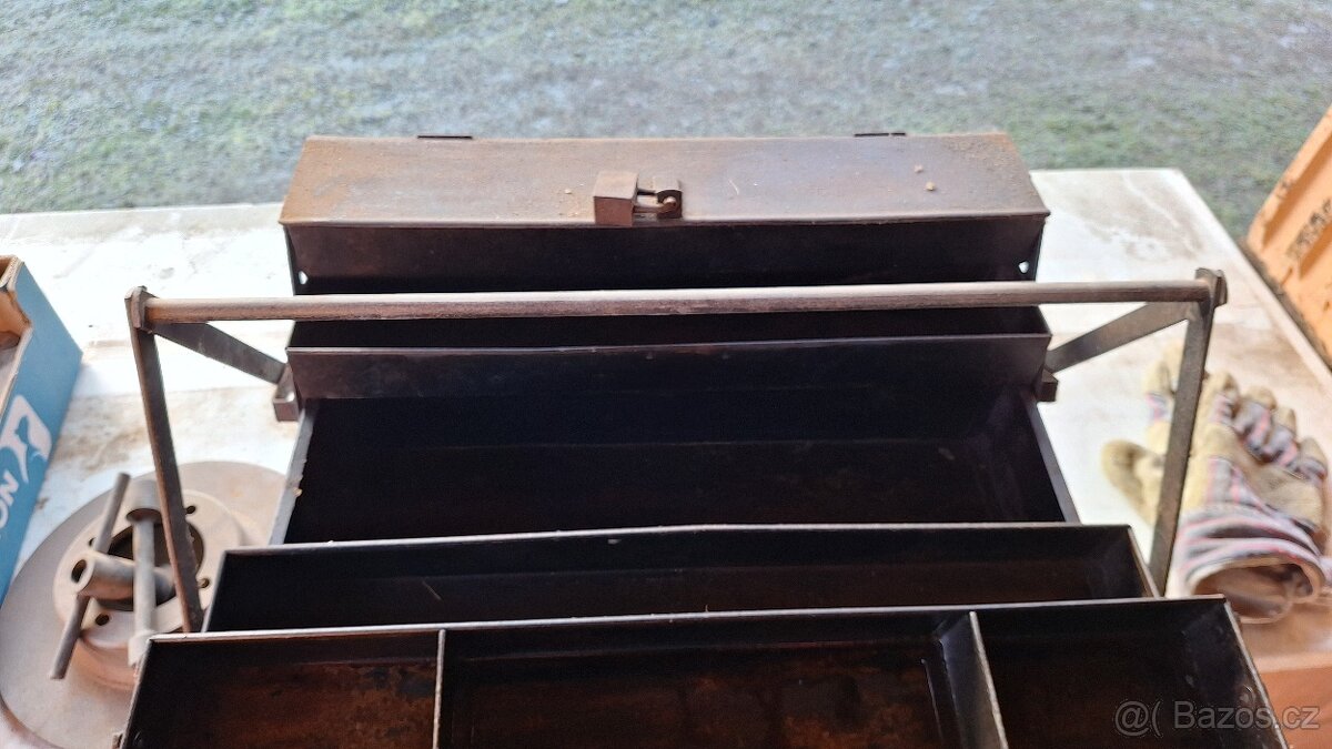 Kufr na nářadí plechový - 2