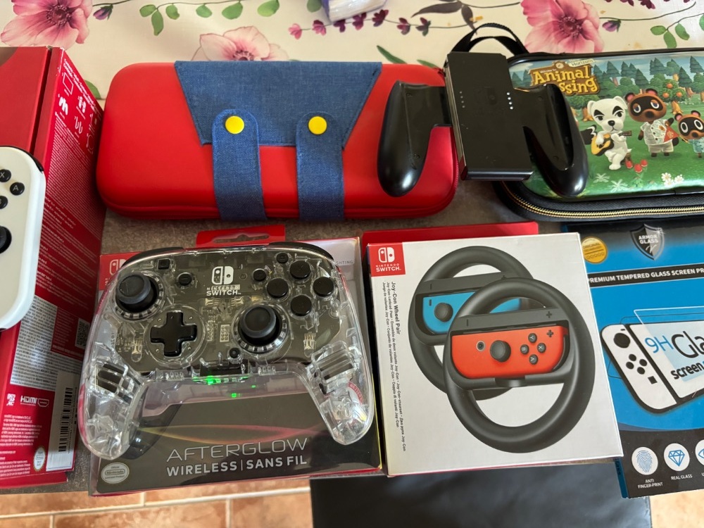 Nintendo Switch OledNintendo Switch Oled - 2