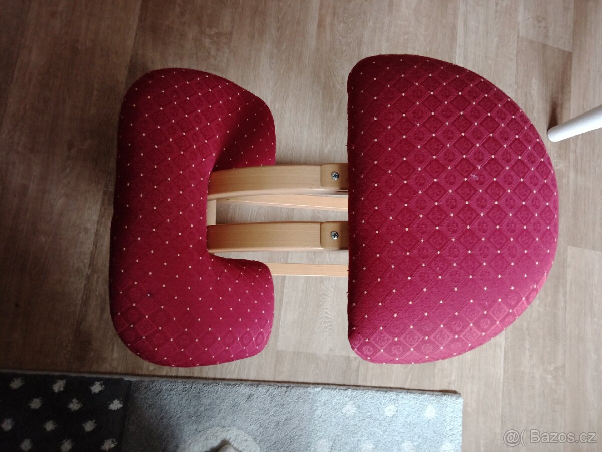 Klekátko, klekátko, ergonomická židle - 2