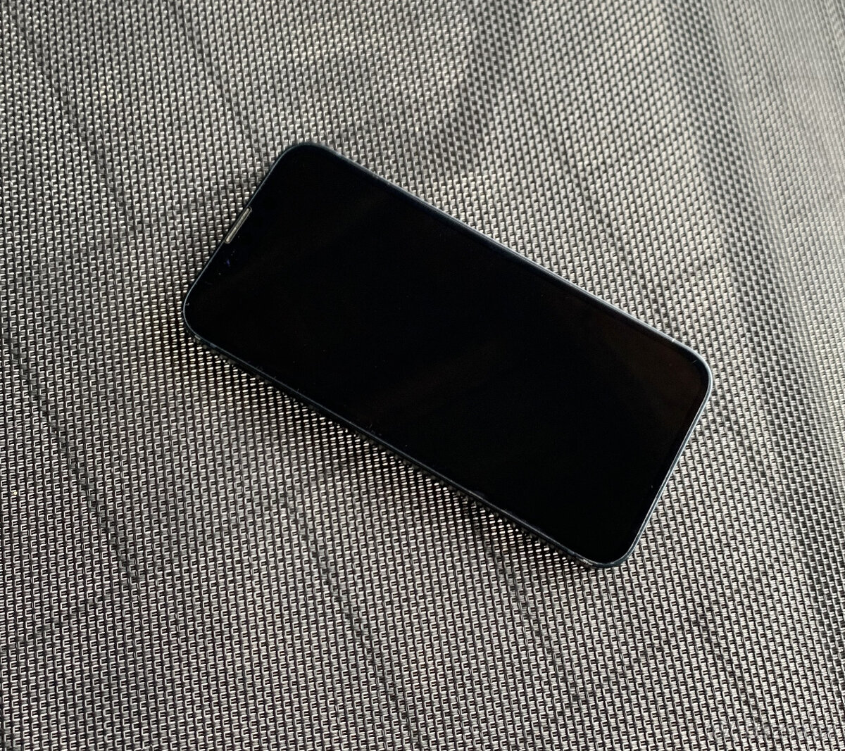 Apple Iphone 13 MINI MIDNIGHT - MOC HEZKÝ STAV - 2