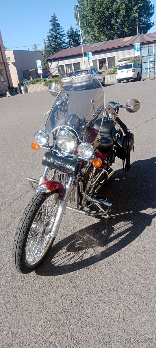 SUZUKI Intruder 800GL - 2