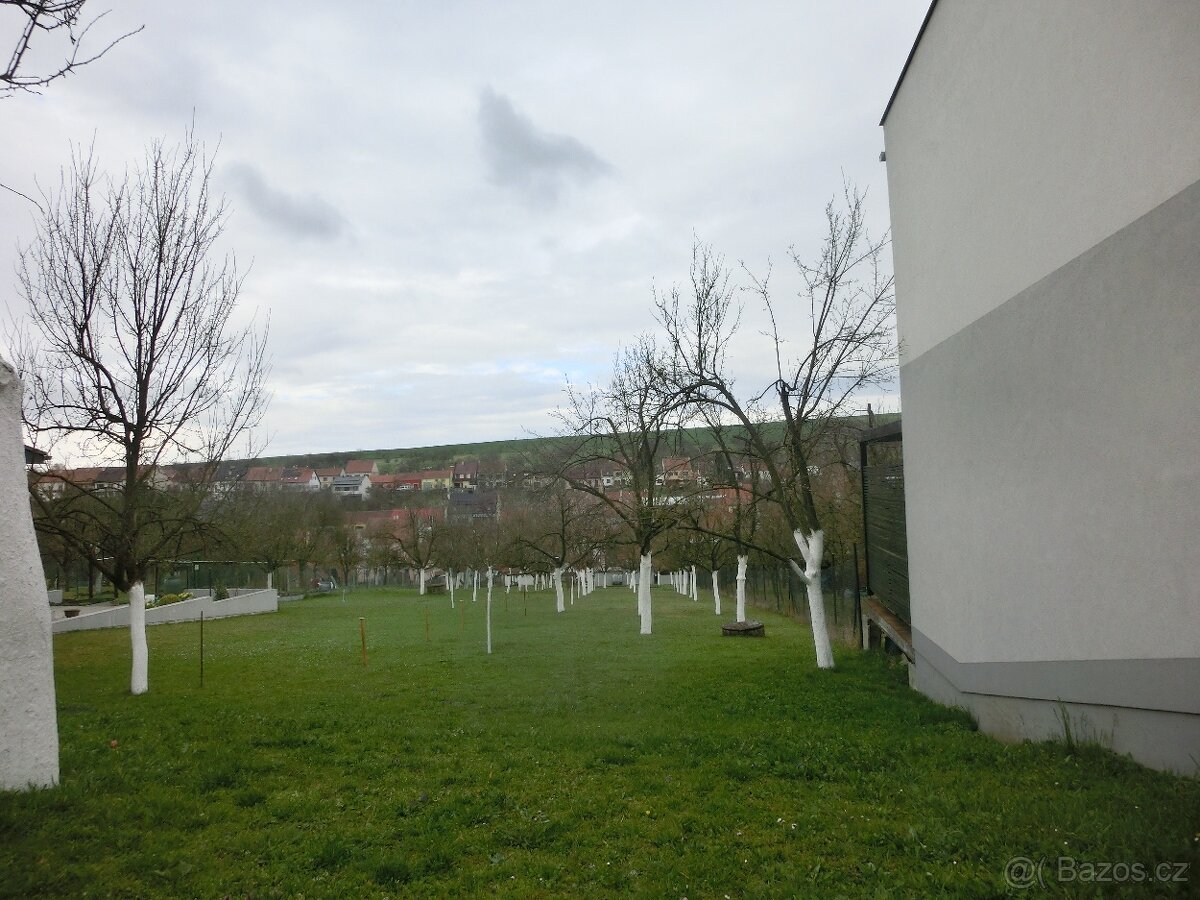 Pozemek k bydlení 298m2, Vlčnov - 2