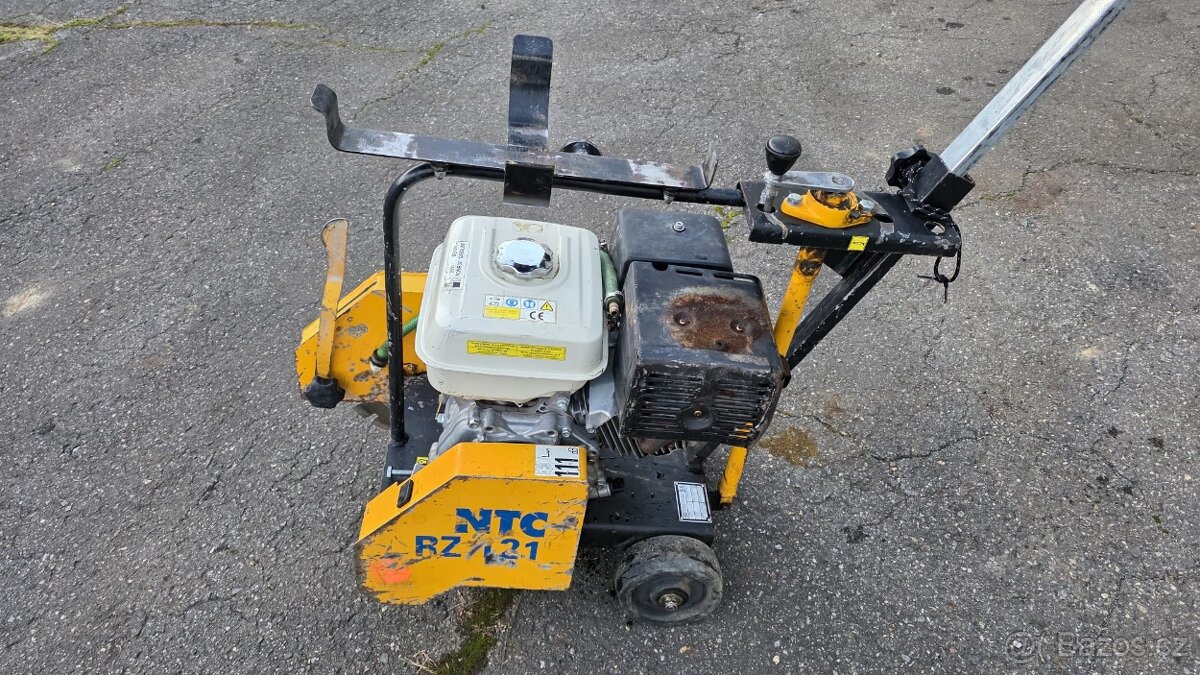 Řezací stroj na spáry NTC - RZ 121 - 2