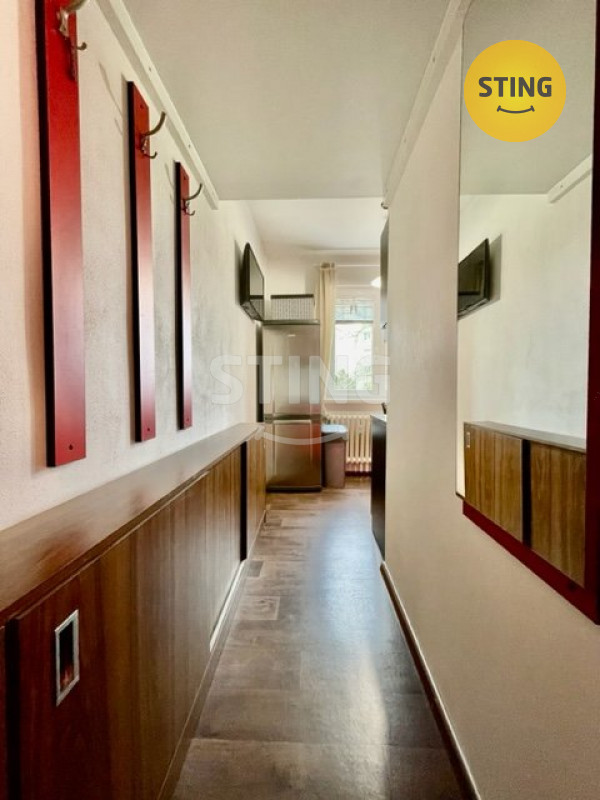 Nabízíme vám k pronájmu byt 1+1 v Hodoníně o ploše 4, 133887 - 2