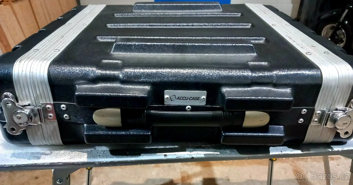 Accu-Case 2U plastový rack - 2