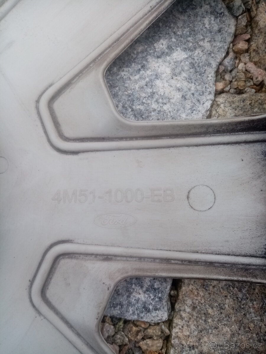 FORD ORIGINÁLNÍ POKLICE R16 - 2