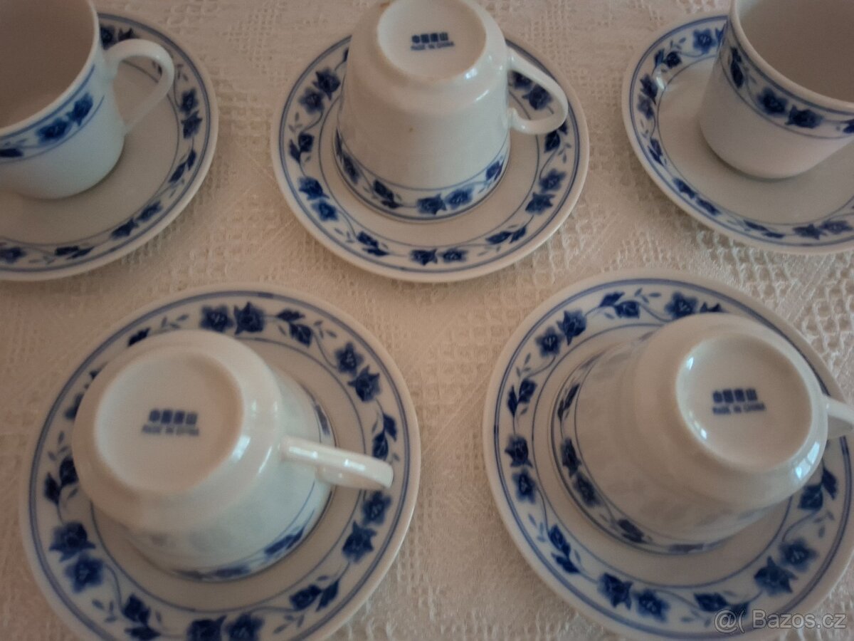 Retro šálky s podšálky - 2