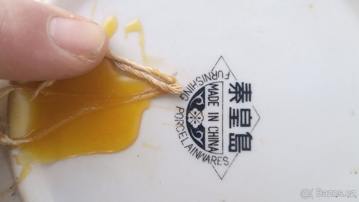 Dekorativní talíř - 2