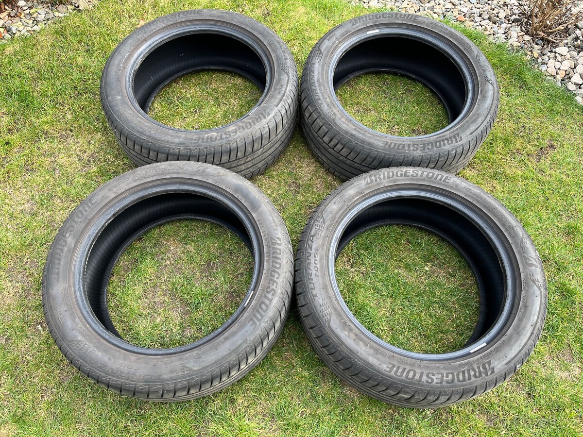 Letní pneu 255/50 R17 - 2