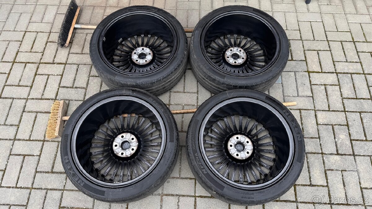 original kola Škoda Cepeus - 2