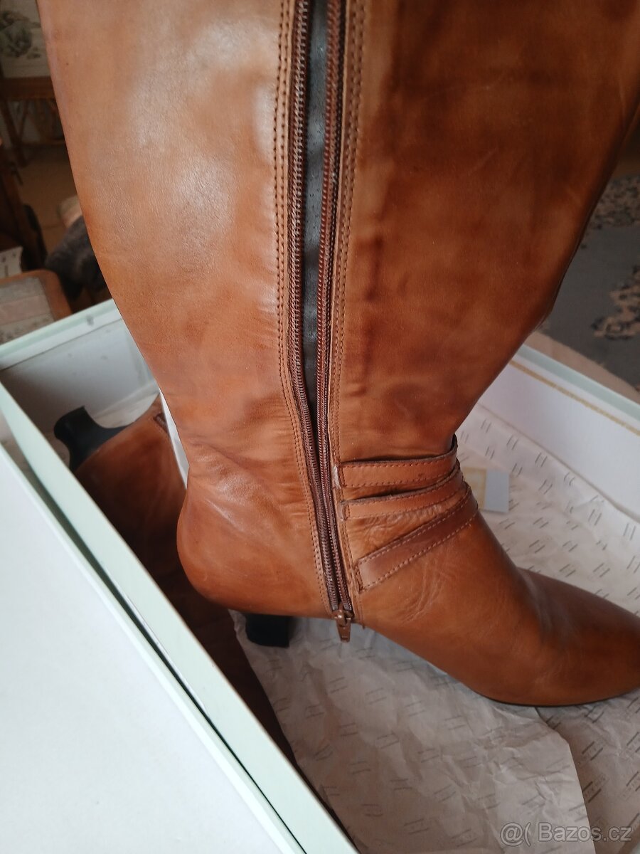 Kozačky pod kolena, nové - 2