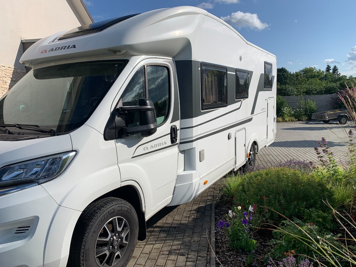 prodám obytný vůz Adria Matrix 670 SL AXESS - 2