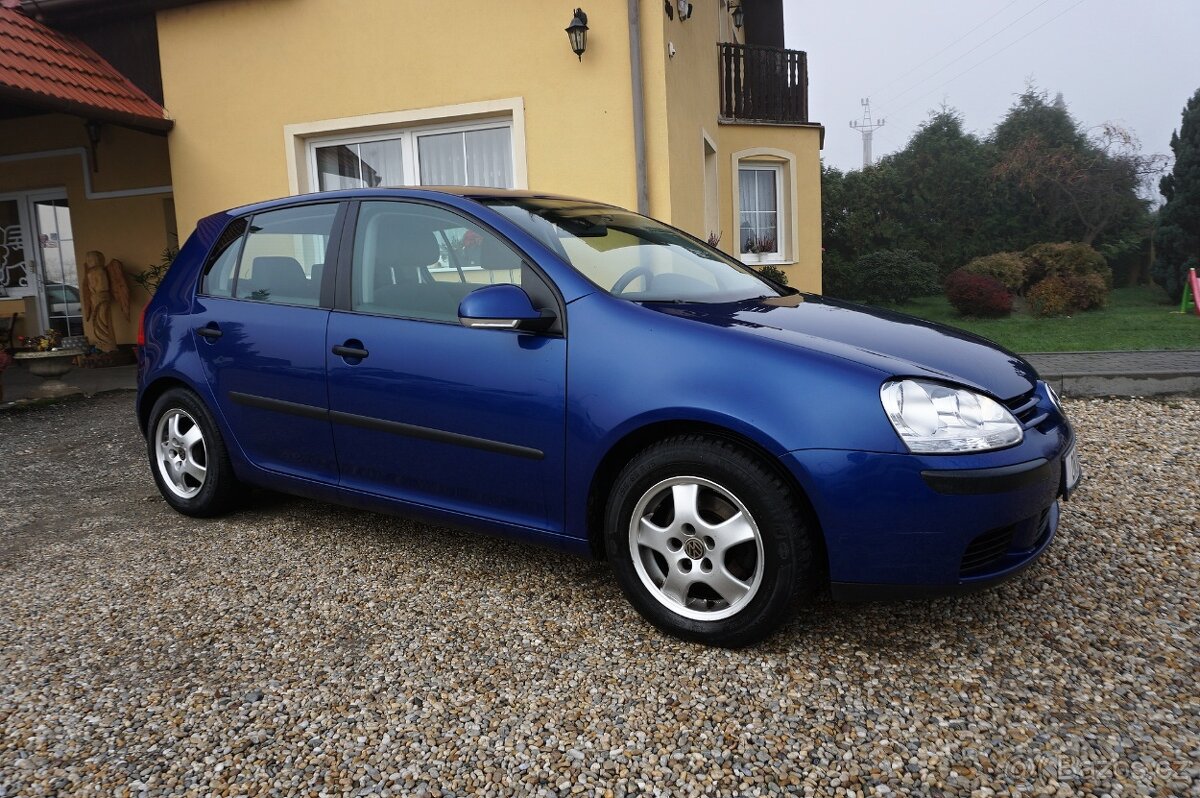 VOLKSWAGEN GOLF V 1,4 16V 55KW 2004 1.MAJITEL NOVÉ V CZ - 2