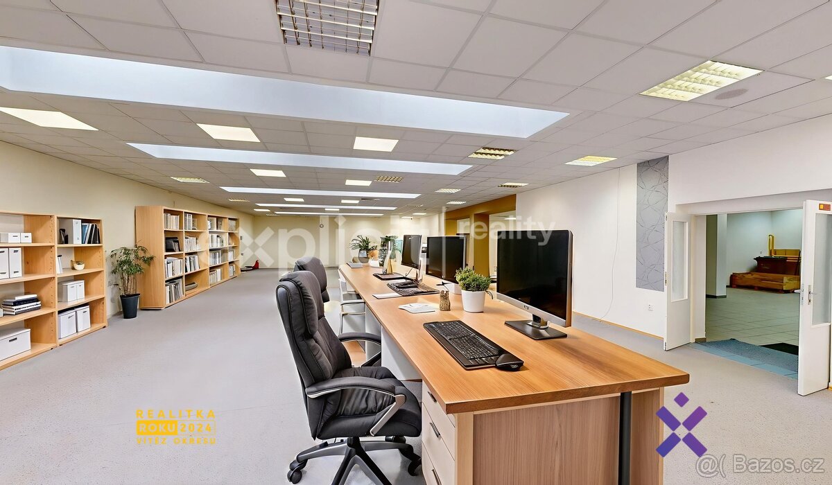 Pronájem obchodního prostoru 387 m², Staré Město - 2