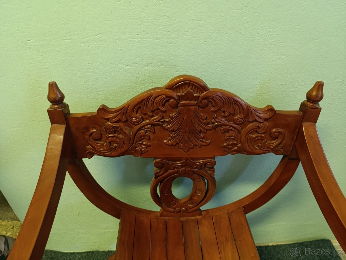Historizující křeslo - 2