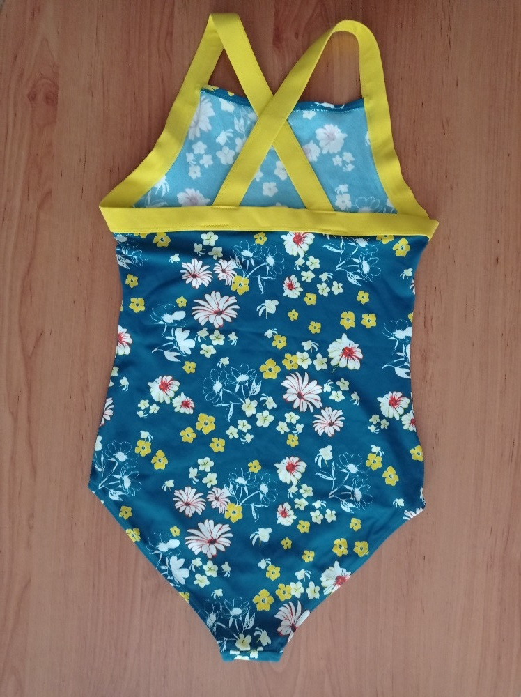 Plavky dívčí vel. 152 zn. "Bonprix" - 2