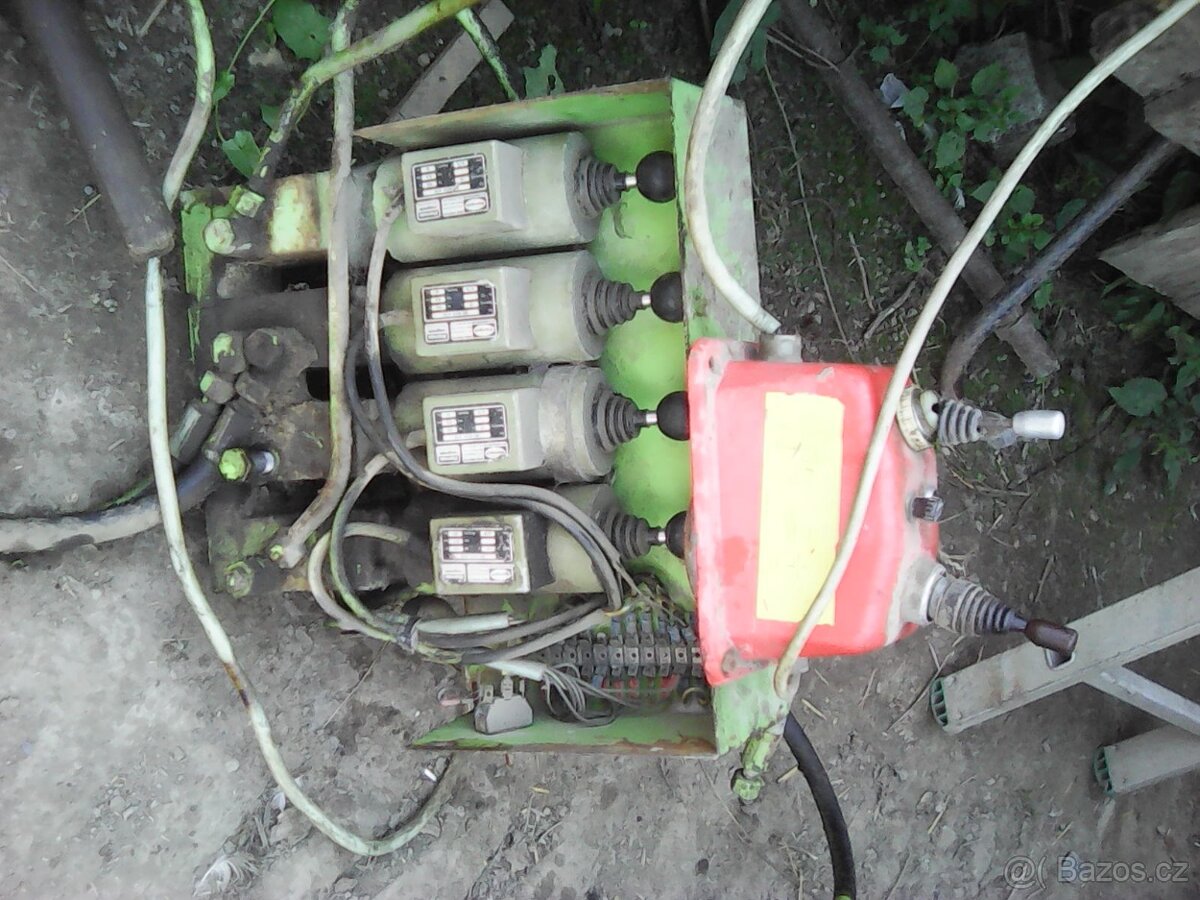 Prodám elektromagnetický hydraulický rozvaděč - 2