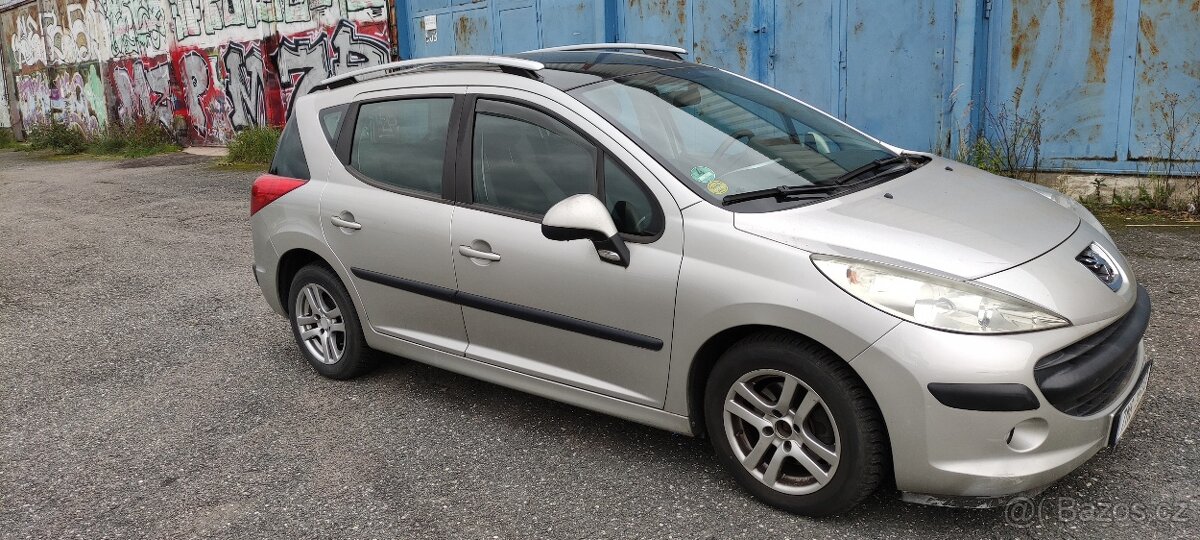 Peugeot 207 SW 1.4i 70kW, r. 2008, 130tkm, klima, 2 sady kol - 2