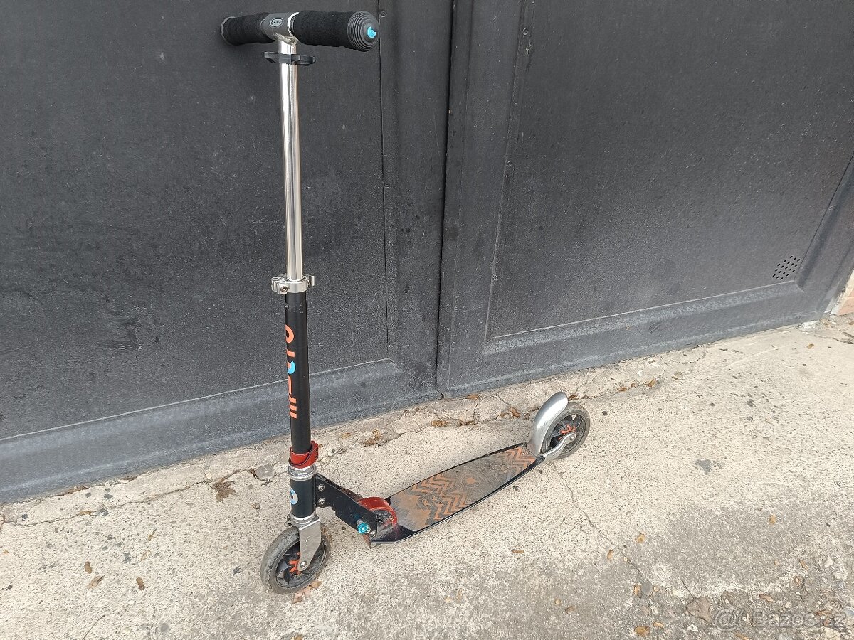 Koloběžka - jako nová - 2