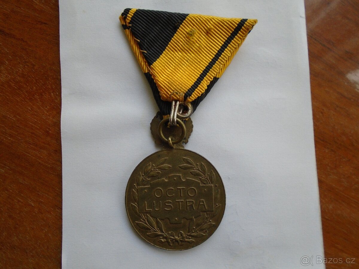 VZÁCNÉ VYZNAMENANÍ OCTO LUSTRA - 2