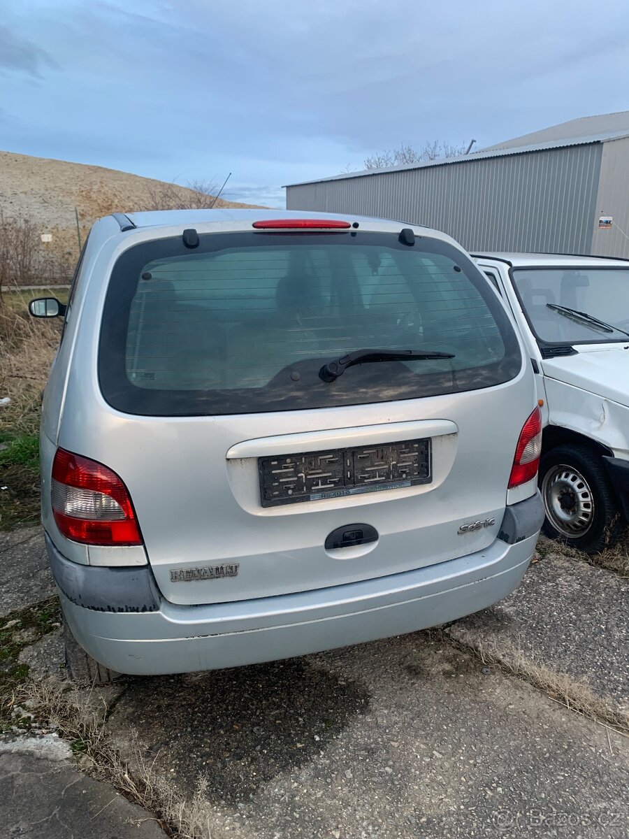 RENAULT SCENIC 1,6 16V NÁHRADNÍ DÍLY - 2