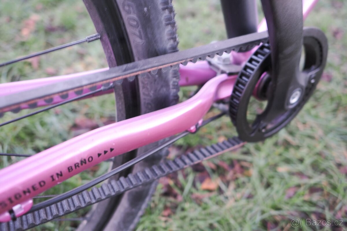 Rascal 24 kolo v top stavu s košíkem - 2