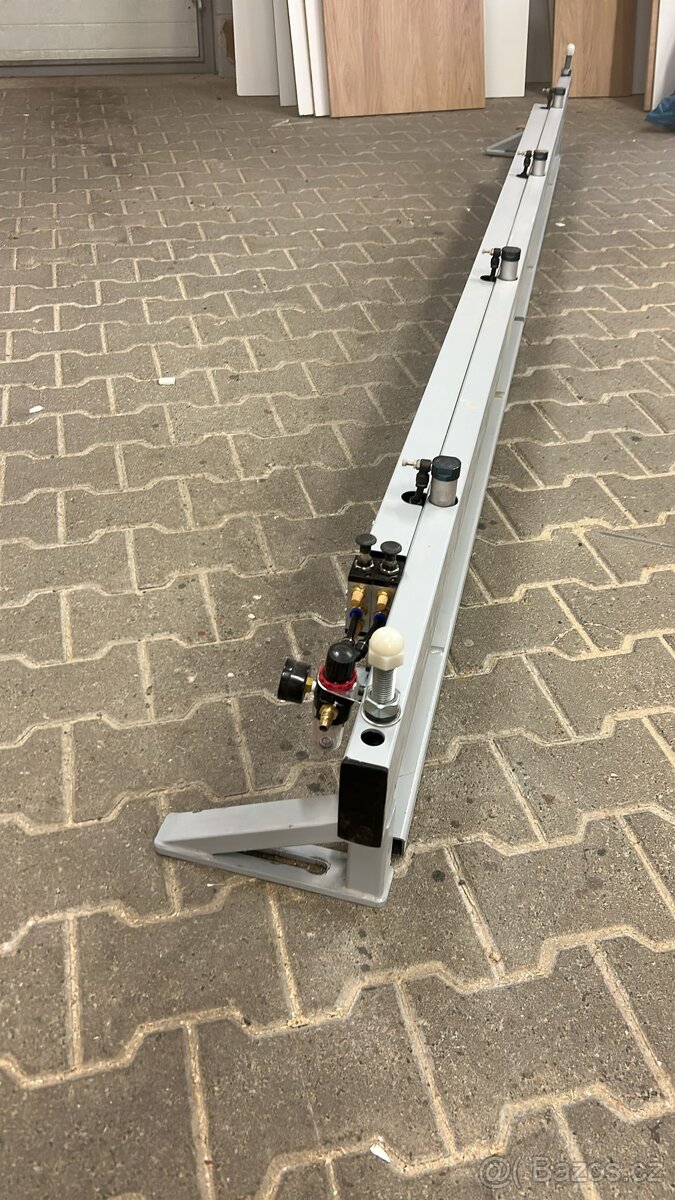 Pneumatický přítlak pro formátovací pily HOLZMANN PDB3200 - 2