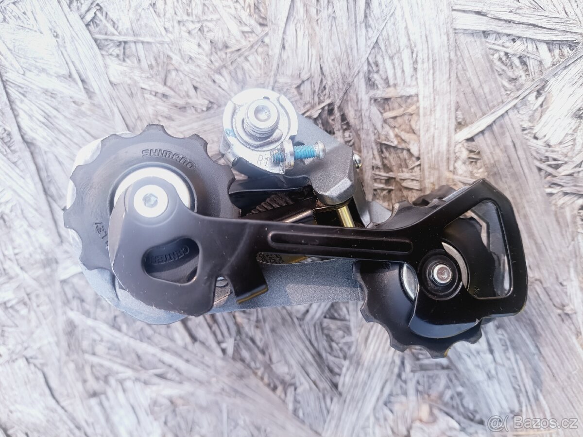 Silniční přehazovačka Shimano - 2