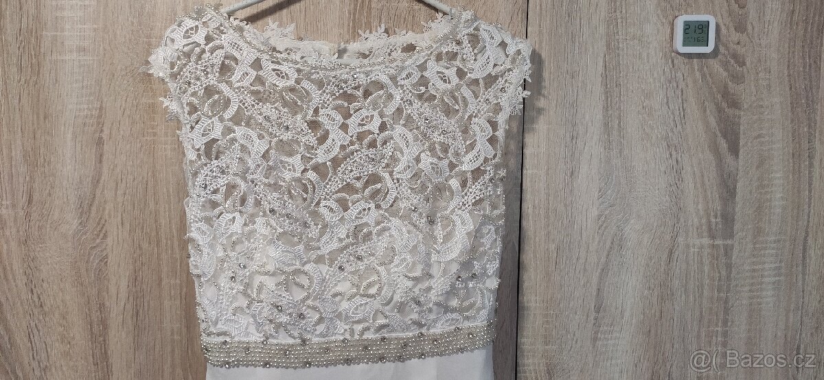 Bílé svatební šaty Sonia, vel. 42 - 2