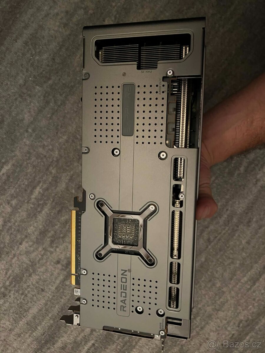 RX 7800XT Sapphire Nitro+ 16GB - 2