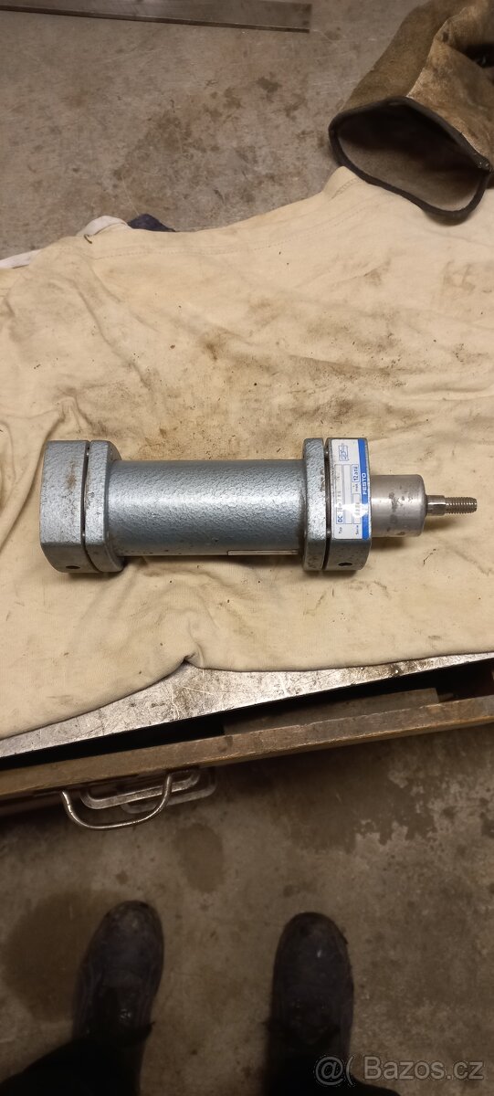 Pneu válec Festo - 2