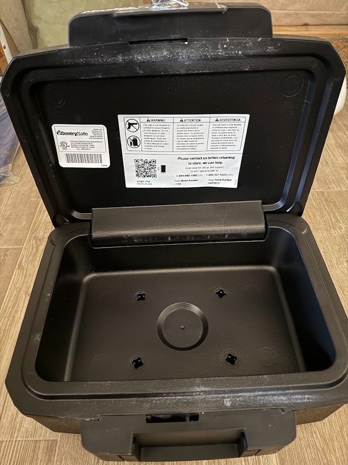 Ohnivzdorný bezpečnostní kufr Master Lock L1200 - 2