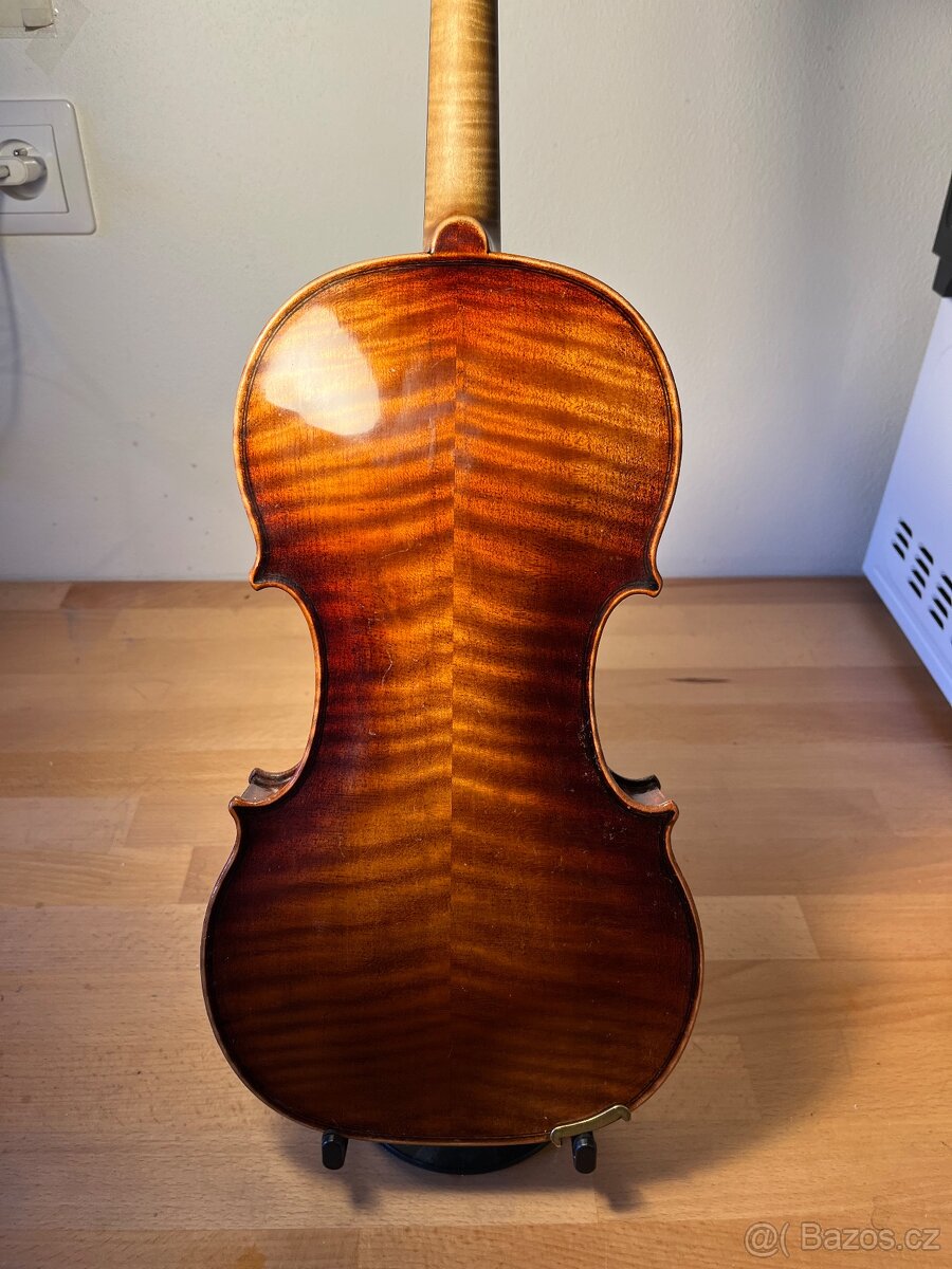 Staré housle V. Kunc cca 1930 - seřízené - 2