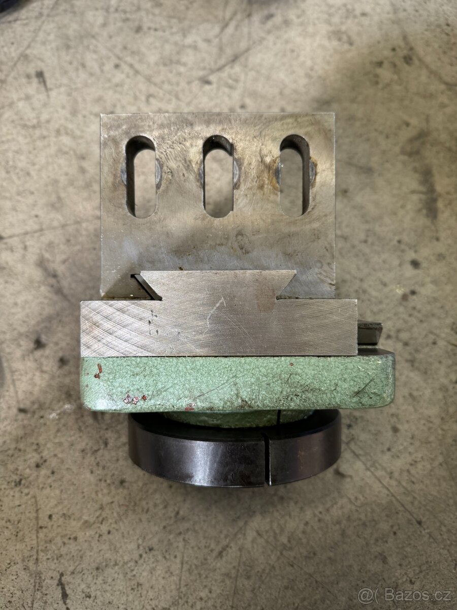 Úhelník pro SV18RA, R - 2