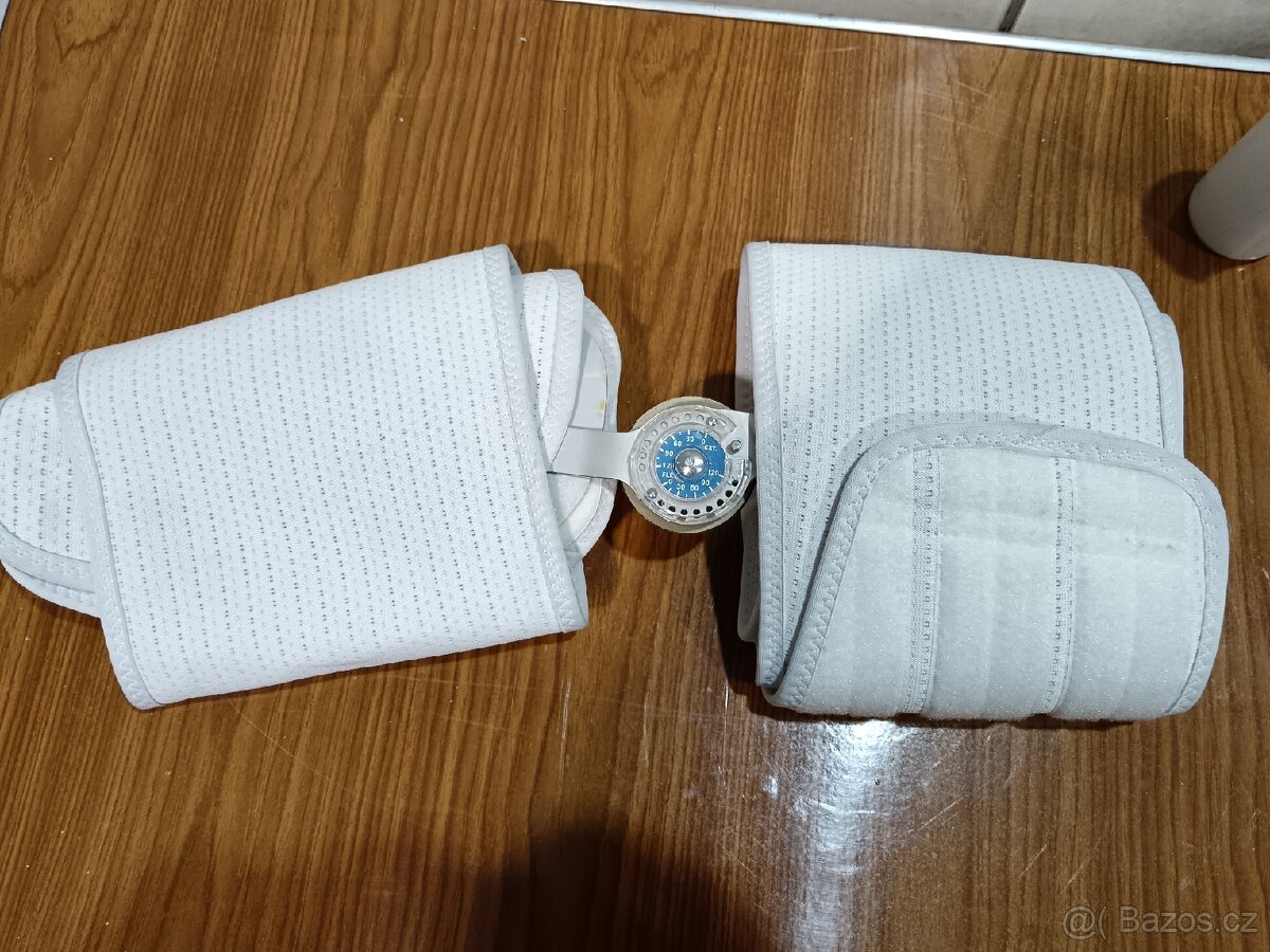 Koleni ortéza nastavitelná - 2