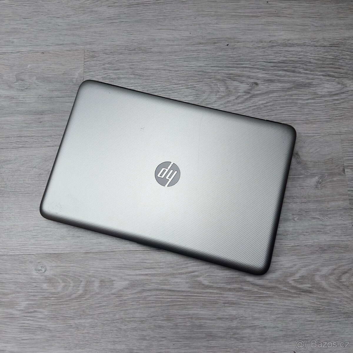 Starší notebook HP 250 G4 - 2