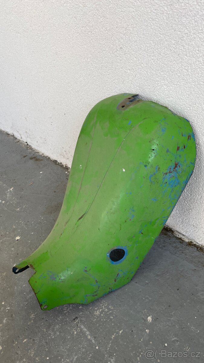 Prodám plech na Pionýra - 2