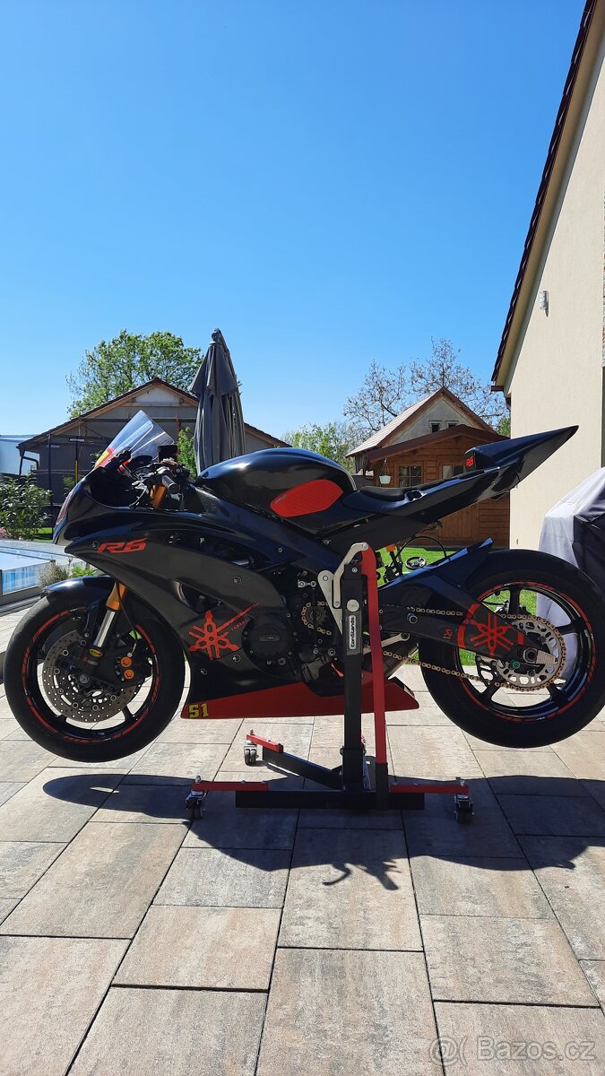 Okruhovka yamaha r6 - 2