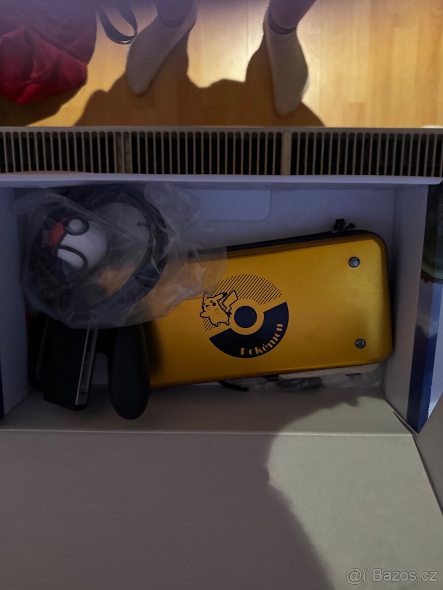 Nintendo Switch 1 Pikachu edice Lets’ Go - 2