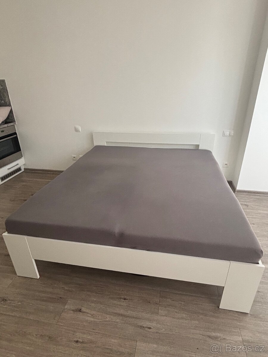Postel 180x200 cm - 2