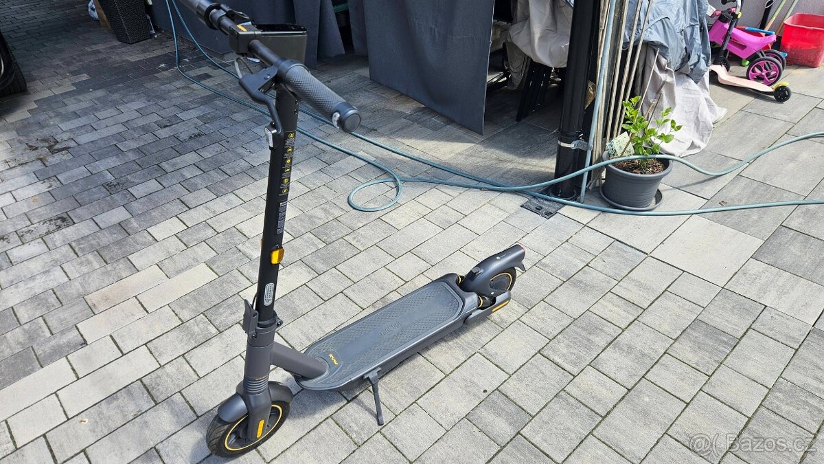 Ninebot Kickscooter MAX G2 - 2