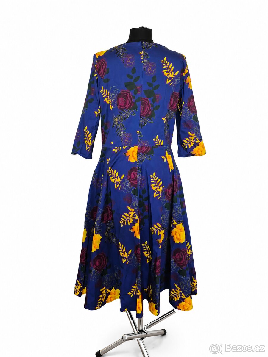 Šaty Top Vintage s květy - 2