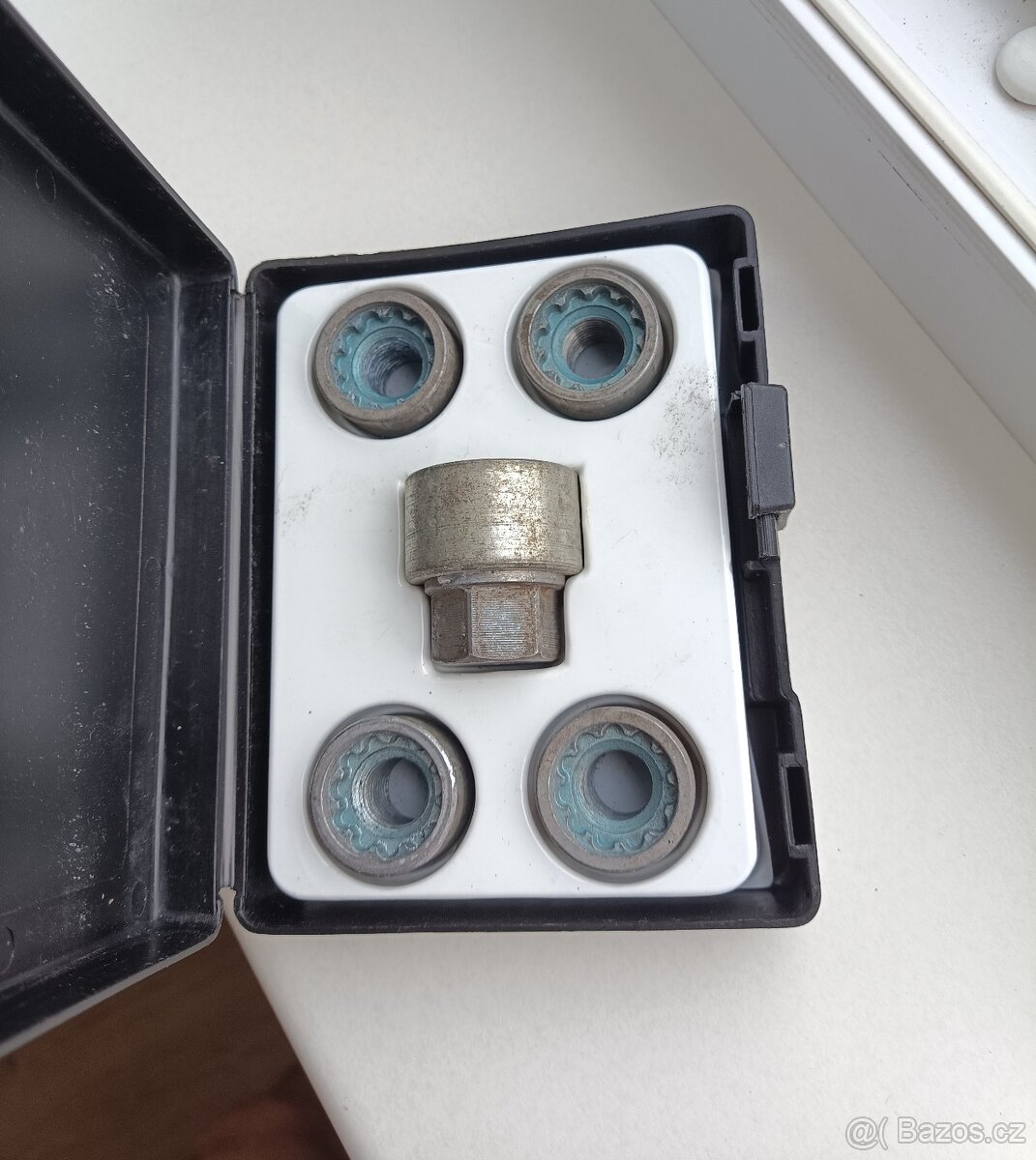Originální sada bezpečnostních matic GM - 2